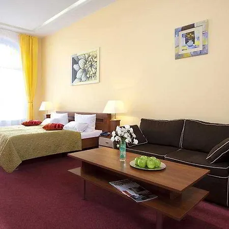 아벤트슈테른 *